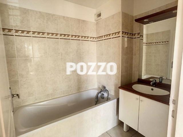 Appartement T2 CAEN 14000 Parking PLACE VILLERS