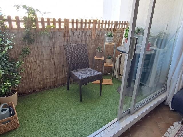 Appartement T2 36 m2 avec loggia à CARNON vue mer et étang