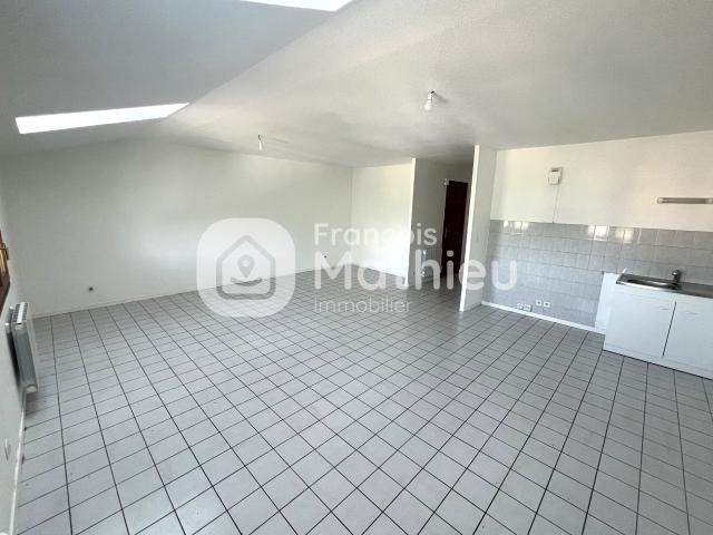 Appartement T2 centre de Villars les Dombes
