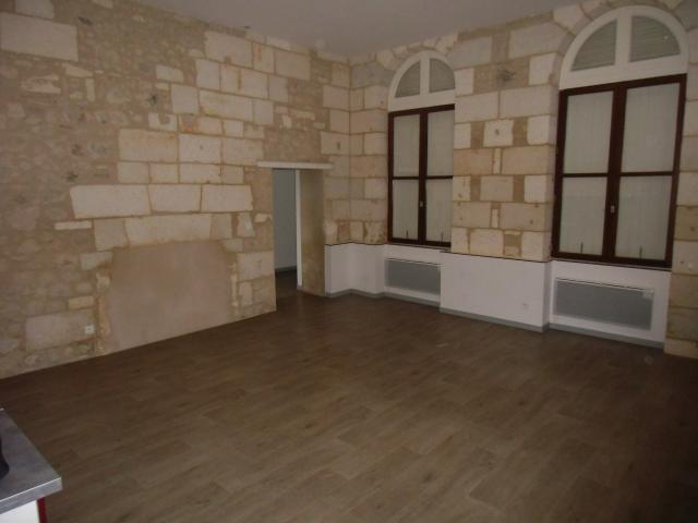 APPARTEMENT T2 CENTRE LA ROCHE CHALAIS