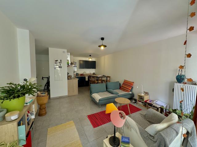 Appartement T2 centre village ROCHE