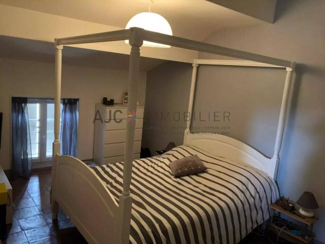 APPARTEMENT T2 CENTRE VILLE