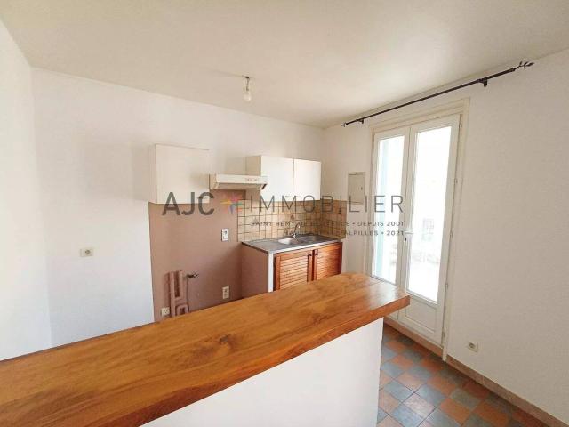 APPARTEMENT T2 CENTRE VILLE