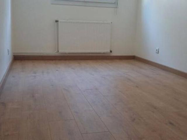 APPARTEMENT T2 REZ DE CHAUSSEE NOYON
