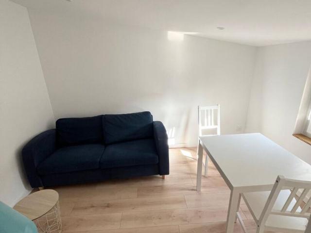 Appartement T2 CHAZELLES SUR LYON à louer