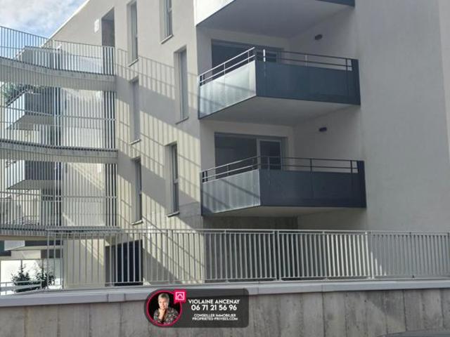 T2 Challes Les Eaux, état neuf, 43 m2 avec garage