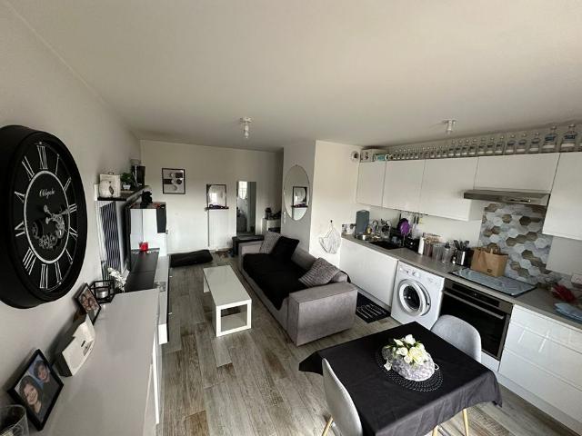 Appartement T2 CHAMPS SUR MARNE à louer
