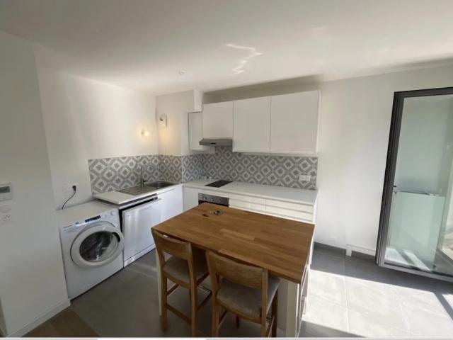 APPARTEMENT T2 CHARENTON LEF 1408