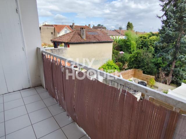 Appartement T2 climatisé, avec balcon, secteur Palissy