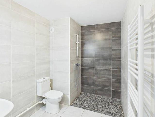 Appartement T2 cuisine équipée avec parking Parc de Remicourt