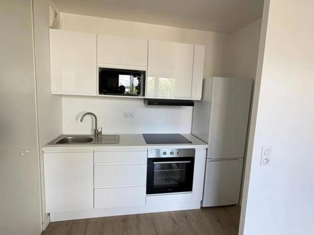 T2 de 40 m² avec balcon à Bois Rochefort loué