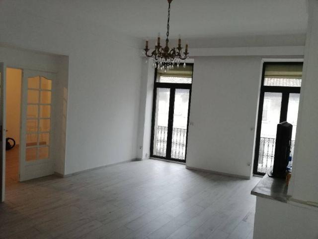 Appartement T2 dans un immeuble en cœur de village