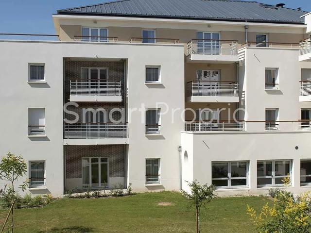 Appartement T2 de 43 m2 avec balcon résidence services seniors le chant des Lavandières