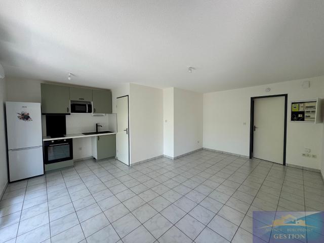 Appartement T2 de 42m² avec parking et balcon