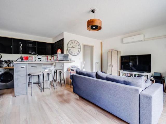 Appartement T2 de 47 m² avec balcon, parkings et piscine – Cugnaux 31270