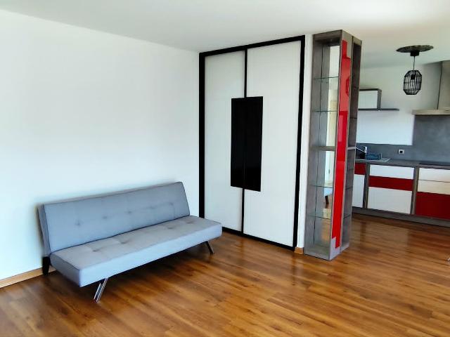 APPARTEMENT T2 DE 48 M2 avec terrasse, cave et jolie vue dégagée