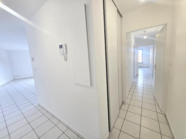 Appartement T2 de 50.54 m2 hab. Centre Village 69630 CHAPONO