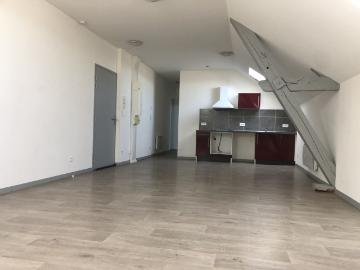 Appartement T2 de 50,81 m2 LA ROCHE CHALAIS 24 DISPONIBLE DE SUITE