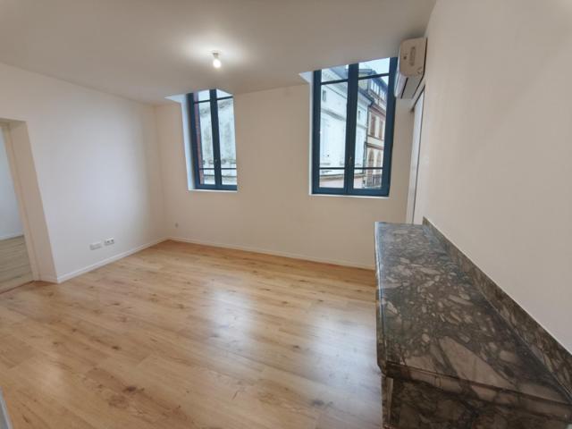 Appartement T2 de 39 m2 hyper centre entièrement refait à ne