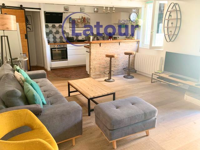 Appartement T2 duplex de 52 m2 rénové avec extérieur Secteur Sainte Catherine, Honfleur