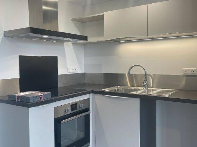 APPARTEMENT T2 DUPLEX SAINTES 44M²