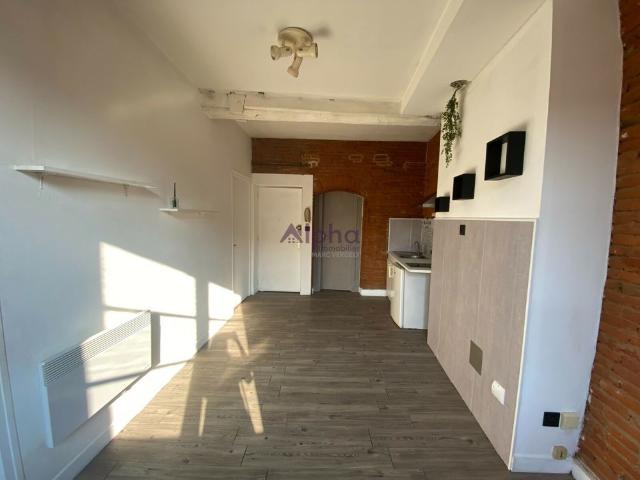 APPARTEMENT T2 EN CENTRE VILLE