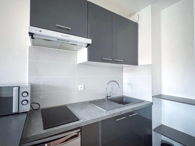 APPARTEMENT T2 EN DUPLEX MEUBLÉ – 36 m² – BALCON & PARKING – BLAGNAC