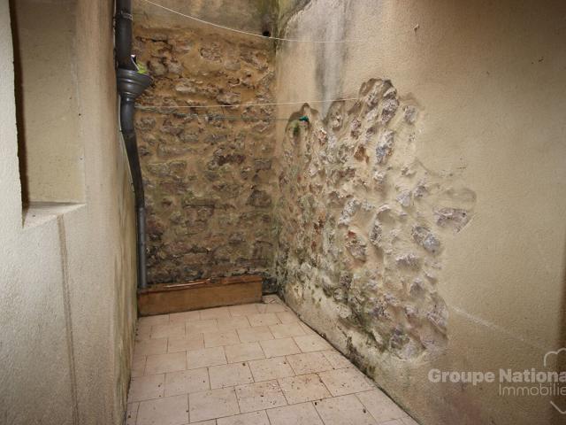 APPARTEMENT T2 EN RDC AVEC TERRASSE À RIANS
