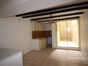 APPARTEMENT T2 EN RDC AVEC TERRASSE À RIANS