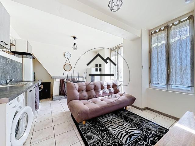 Appartement T2 en rez de chaussée avec 2 stationnements priv