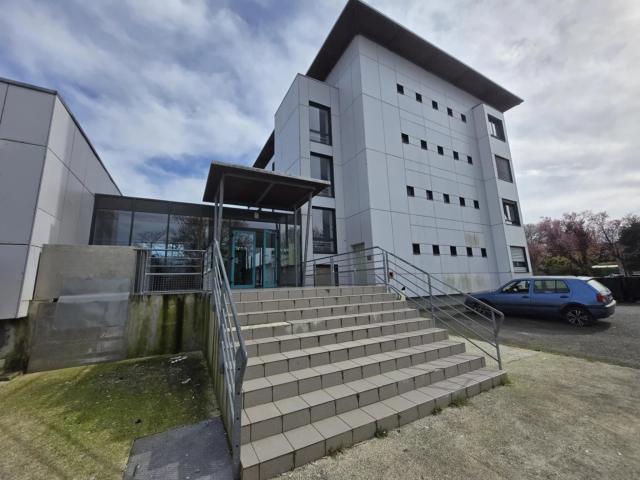 Appartement T2 en rez de chaussée surélevé
