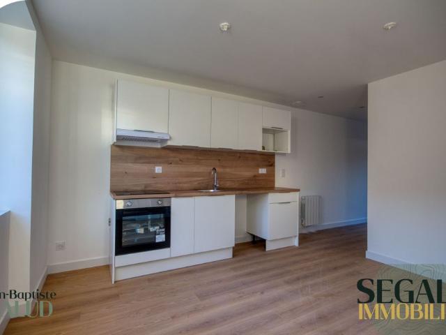 Appartement T2 entièrement neuf – cour privé – DPE C – Gourgatieu