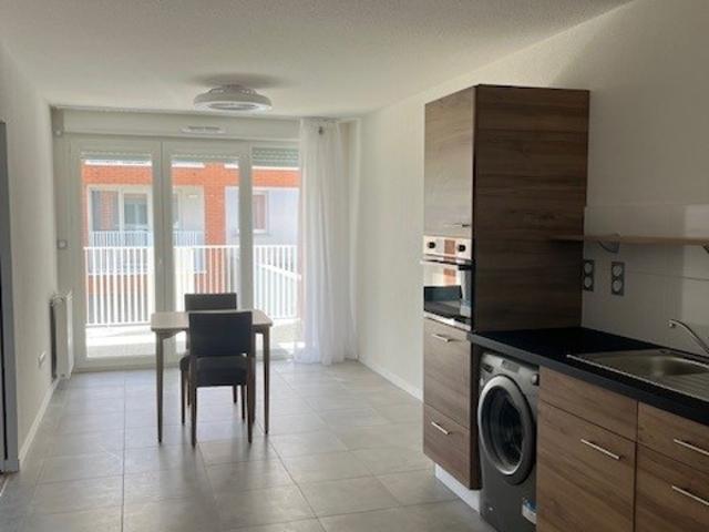 Appartement T2 équipé avec parking