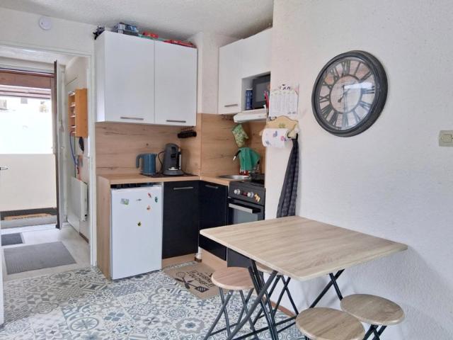 APPARTEMENT T2 EXPOSITION OUEST PROCHE DES PISTES DE SKI