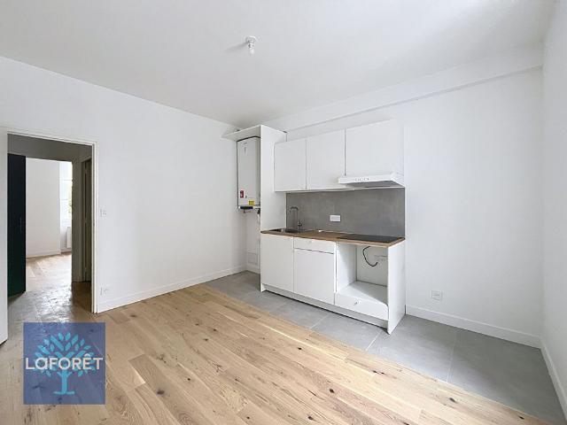 Appartement T2 FOUGERES à louer