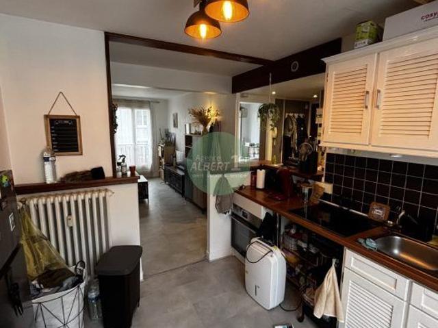 APPARTEMENT T2 HALLES CENTRALES Meublé