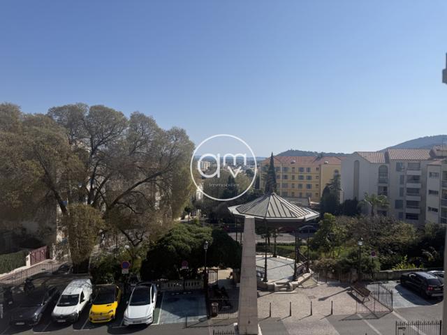 APPARTEMENT T2 HYERES