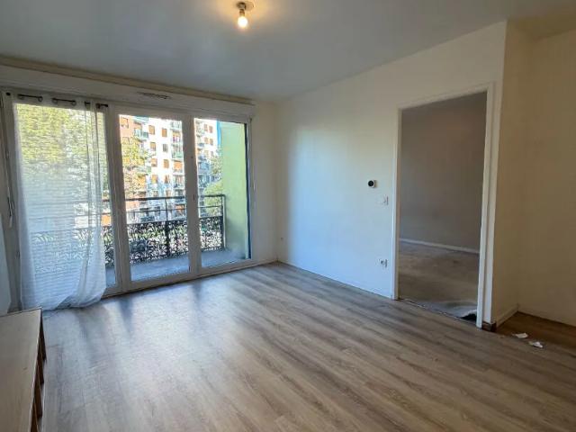 Appartement T2 LES PAVILLONS SOUS BOIS à louer