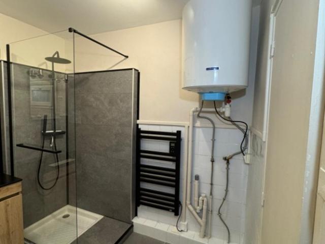 APPARTEMENT T2 Location MONTELIMAR 26200