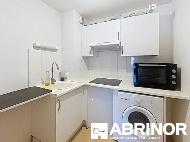 Appartement T2 Loué – 41 m² – Balcon – Parking – Proche commodités