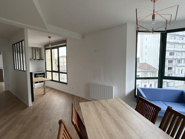 Appartement T2 lumineux avec balcon 71 m2