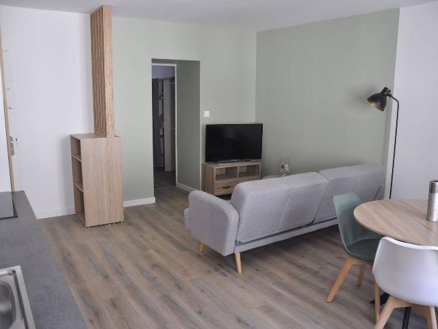 Appartement T2 meublé 39m², refait à neuf, en centre ville