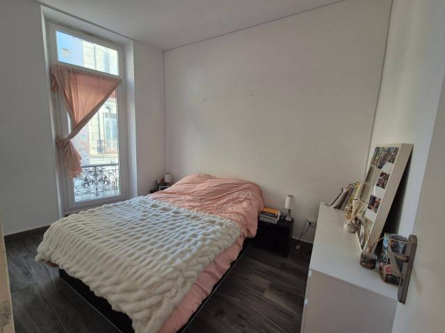 Appartement T2 meublé 45m²,5 mins à pied de l’hôpital la Conception,15 mins à pied de l’hôpital La Timone,5 mins à pied de l’arrêt de métro 1 Baille
