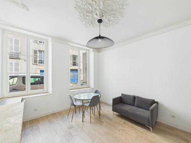 Appartement T2 meublé entièrement rénové Secteur vieille ville / Place Carnot