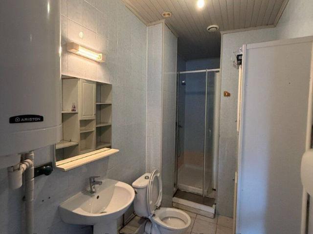 Appartement T2 meublé en cours d'ameublement, photos non cont