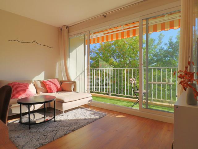 Appartement T2 MEUBLE Secteur Beaudinard Place de parking Expo Sud