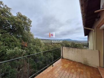 APPARTEMENT T2 MEUBLE PISCINE ET PARKING