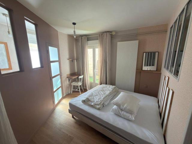 APPARTEMENT T2 MEUBLÉ PROCHE CENTRE VILLE