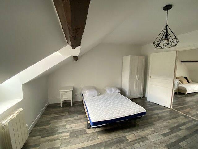 APPARTEMENT T2 MEUBLE QUARTIER PARC DE LA COLOMBIERE