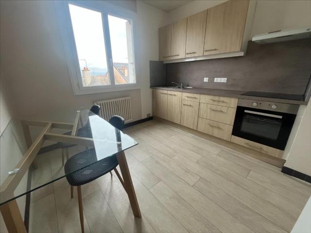 APPARTEMENT T2 MEUBLE – RODEZ